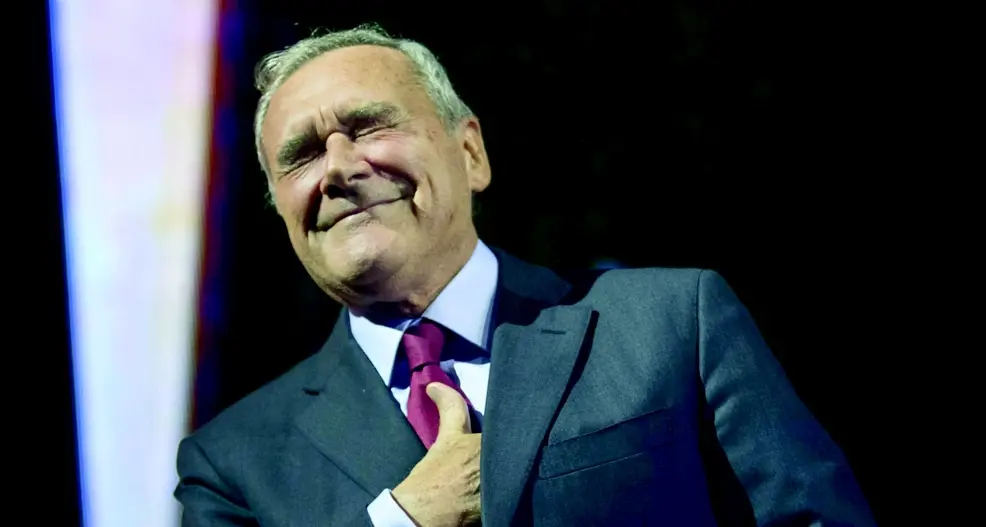 «Non vuole pagare? Che caduta di stile!» I dem contro Grasso