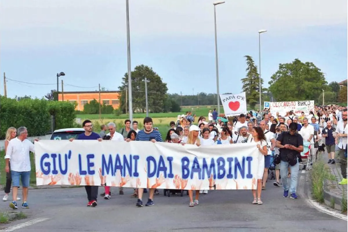 Manifestazione nell\\'ambito del processo \"Angeli&Demoni\"