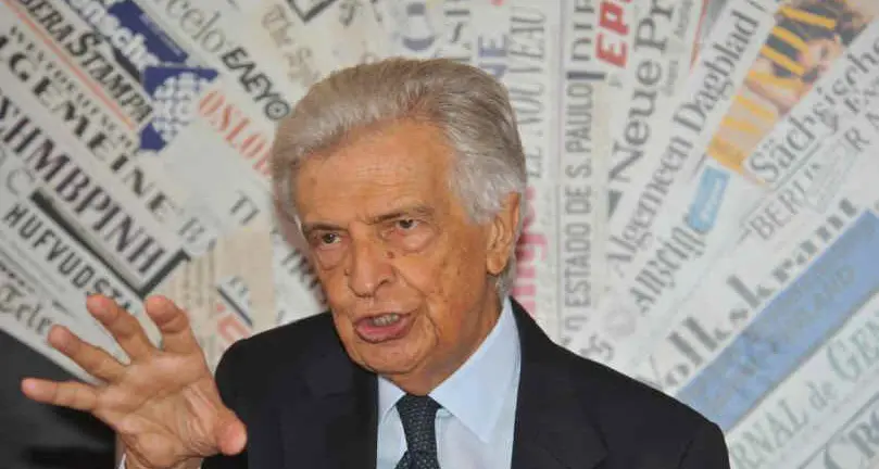 Caro Furio Colombo, che ci fai con i populisti?