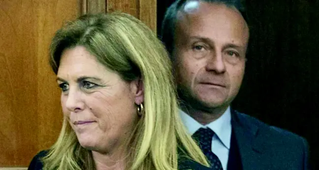 Così Woodcock “ prometteva” vacanze a Poggioreale...