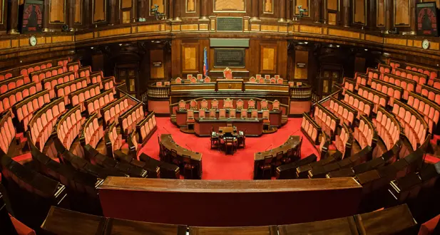 Stop autoritarsimi e riconvocazione del Parlamento. La raccolta firme di Guzzetta