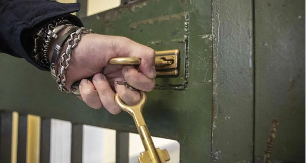 Da fedelissimo del superboss alla semilibertà: pm in rivolta