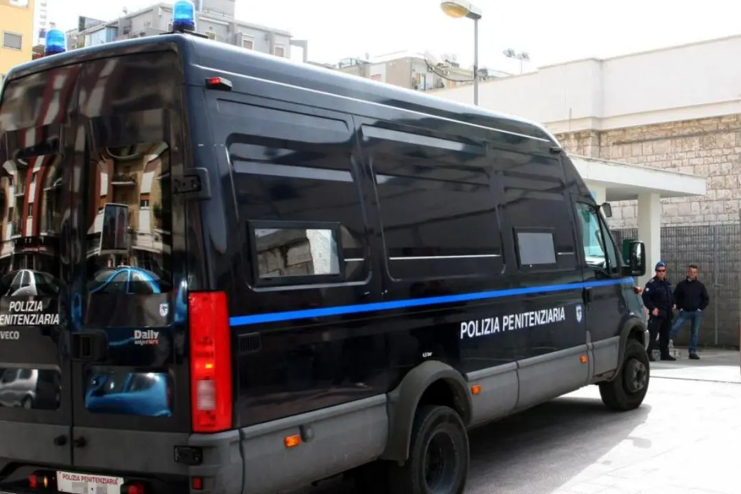 arresti bari carcere detenuti