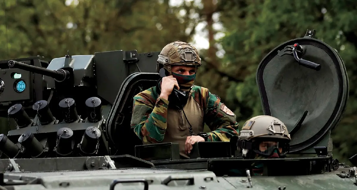 Jurgen Conings, quel Rambo in fuga che odia i migranti e terrorizza il Belgio