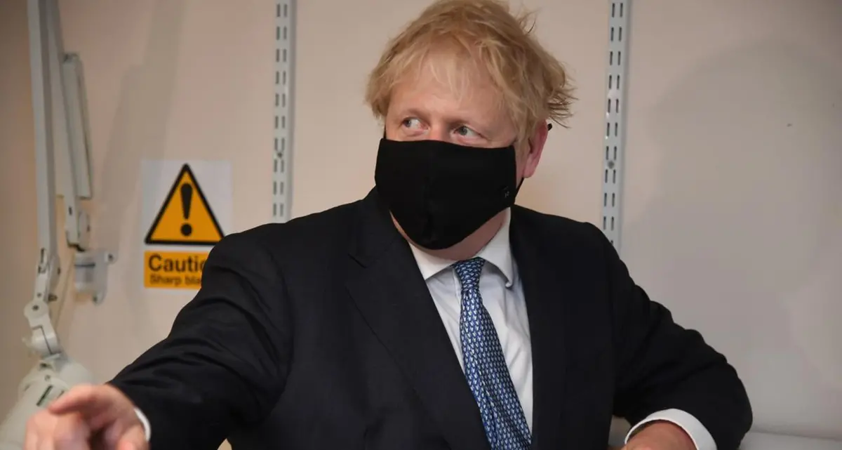 Un milione di casi in Regno Unito: Johnson annuncia un nuovo lockdown nazionale