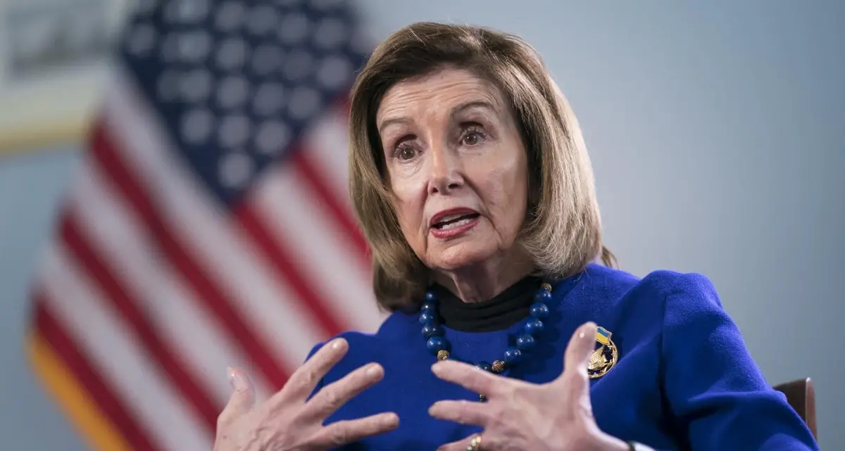 Posò i piedi sulla scrivania di Nancy Pelosi, oltre 4 anni carcere