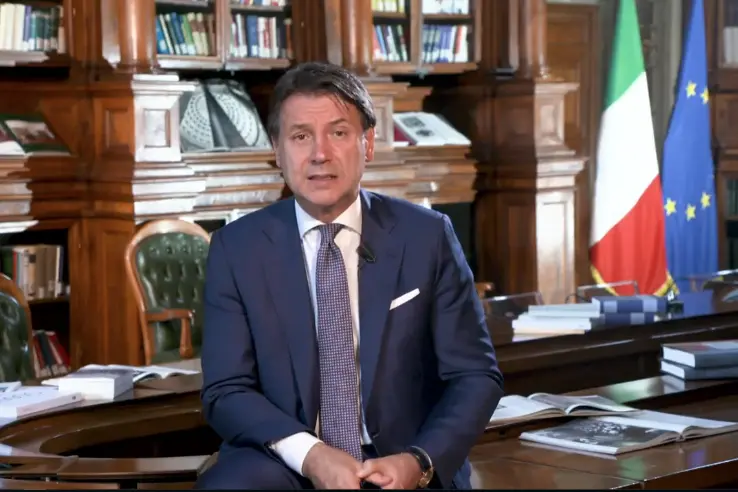 Il videomessaggio di Giuseppe Conte per il rientro a scuola