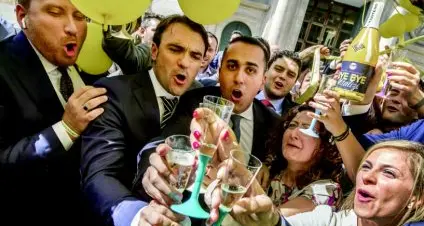 Vitalizi, sì della Camera. Esultano i Cinque stelle