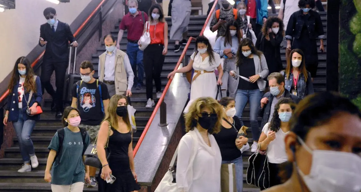 Non si salva così il Natale, contro il Covid serve condivisione e consenso allargato