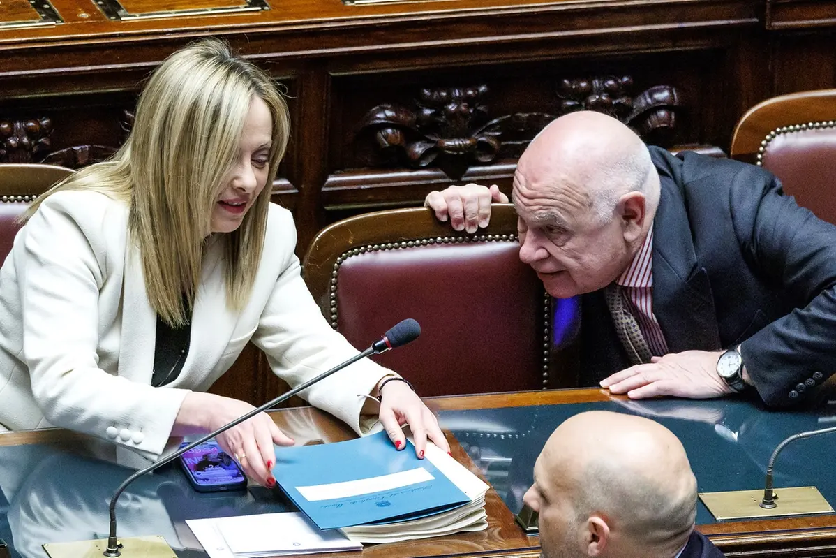 Comunicazioni del presidente del Consiglio Giorgia Meloni sul prossimo Consiglio europeo. Nella foto Giorgia Meloni e il ministro della Giustizia Carlo Nordio