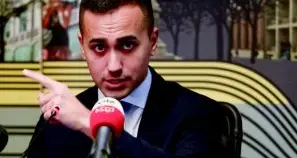 Di Maio- Giorgetti, è guerra sul reddito minimo...