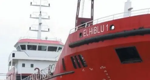 108 migranti dirottano un mercantile per non tornare nei lager