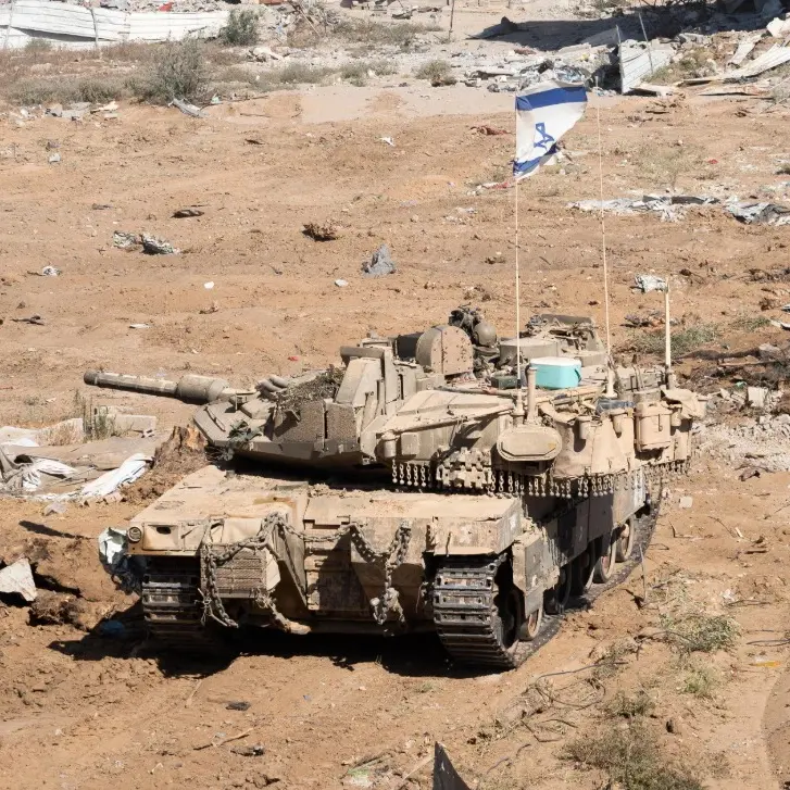 Israele inizia il ritiro da Gaza. Merz: «Ora attuazione rapida dell’accordo»