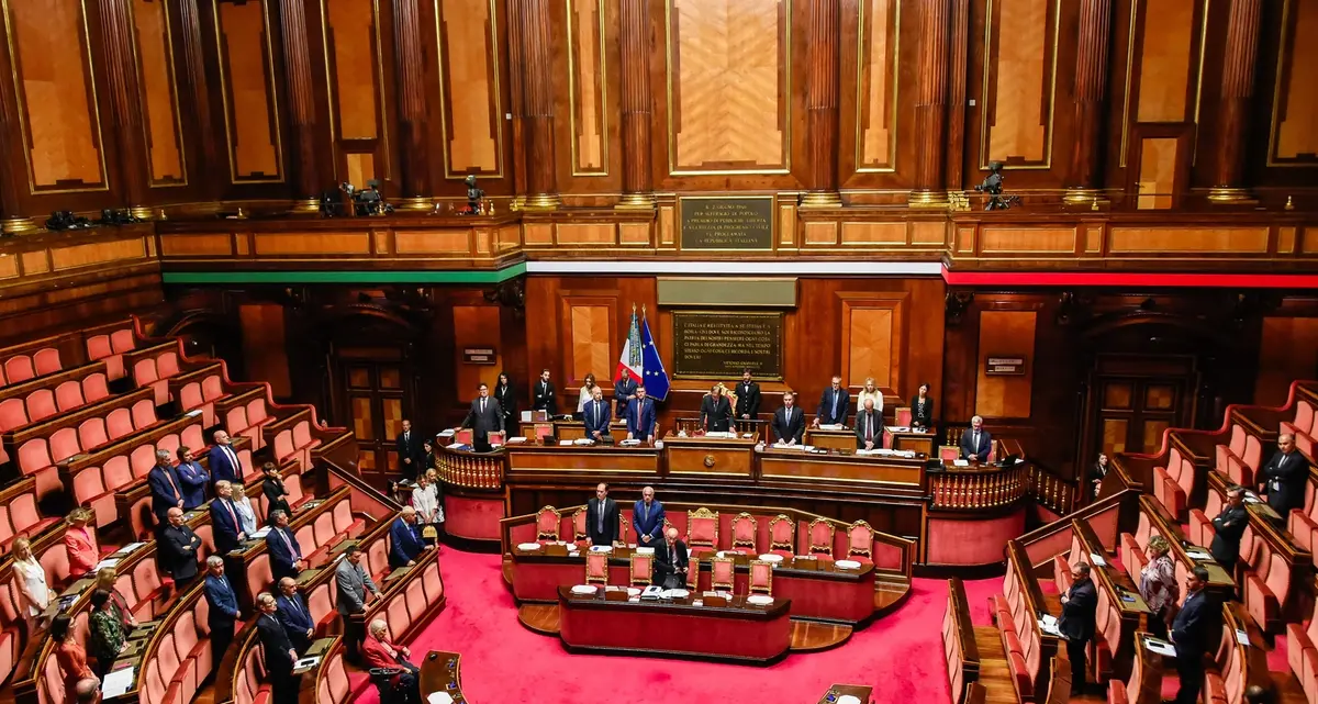 Valanga di emendamenti riscrive la manovra e agita la maggioranza