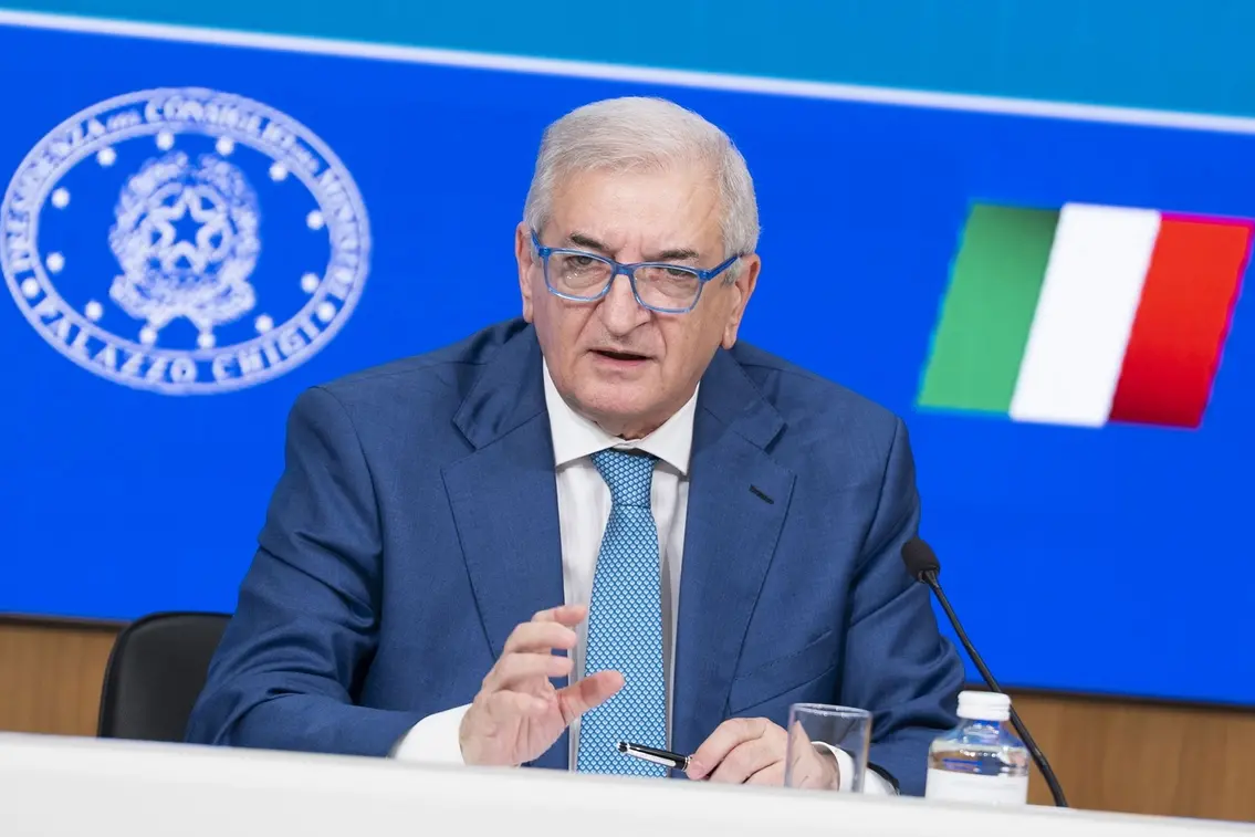 TOMMASO FOTI MINISTRO AFFARI EUROPEI , IMAGOECONOMICA