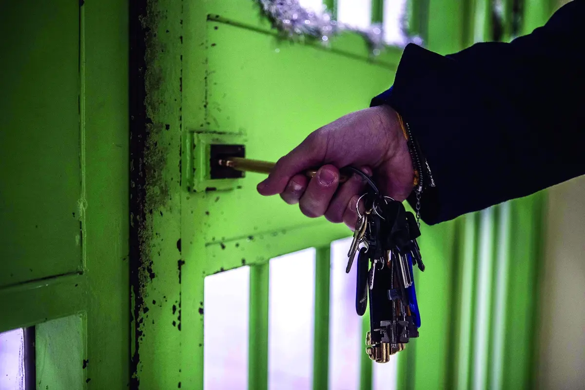 CARCERE DI OPERA PRIGIONE GALERA DETENZIONE CHIAVE CHIAVI CELLE REPARTI SBARRE STRUTTURA STRUTTURE DETENTIVA DETENTIVE