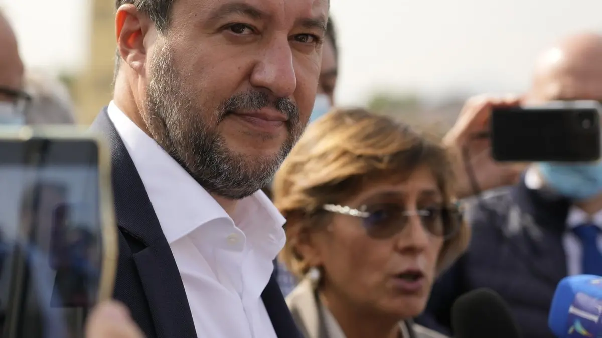 Salvini ha violato umanità e diritto internazionale, ma la politica non si processa