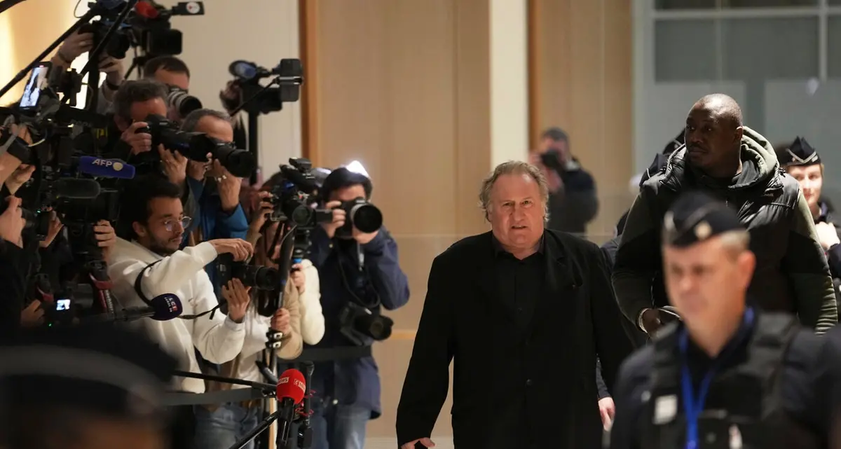 Gérard Depardieu giudicato colpevole di molestie sessuali