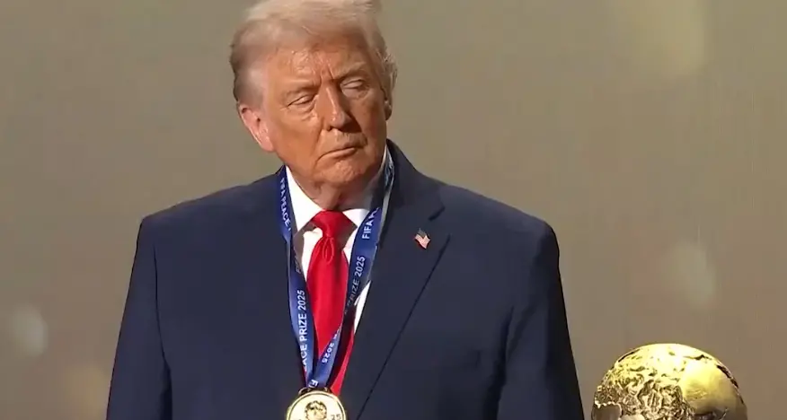 La Corte Suprema apre a Trump e mette in crisi il precedente del 1935