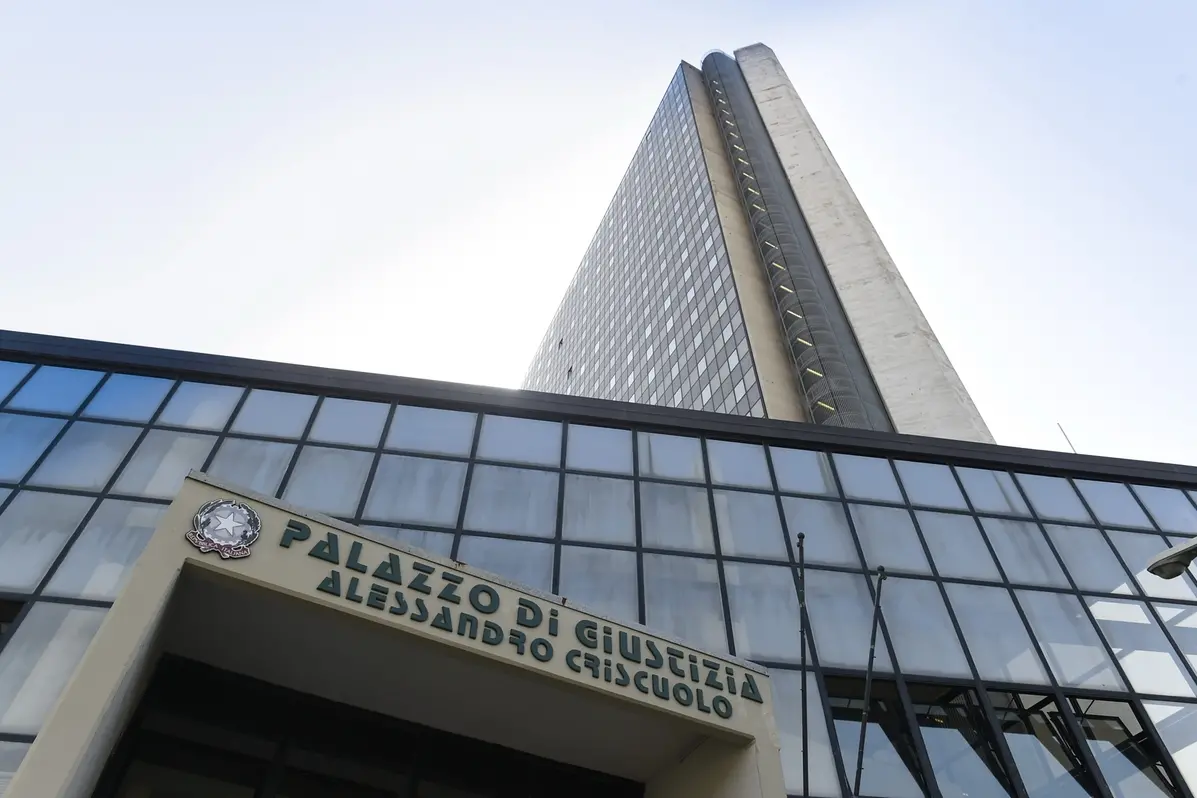 PALAZZO DI GIUSTIZIA ALESSANDRO CRISCUOLO DI NAPOLI, TRIBUNALE , IMAGOECONOMICA