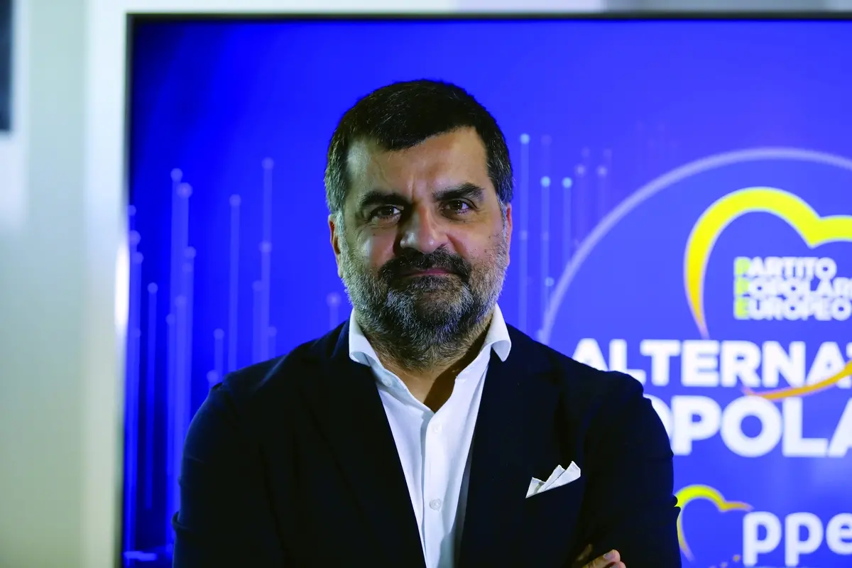 LUCA PALAMARA , IMAGOECONOMICA