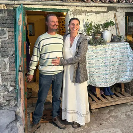 Stato, famiglia, libertà: perché la storia della “famiglia nel bosco” ci tocca e ci divide