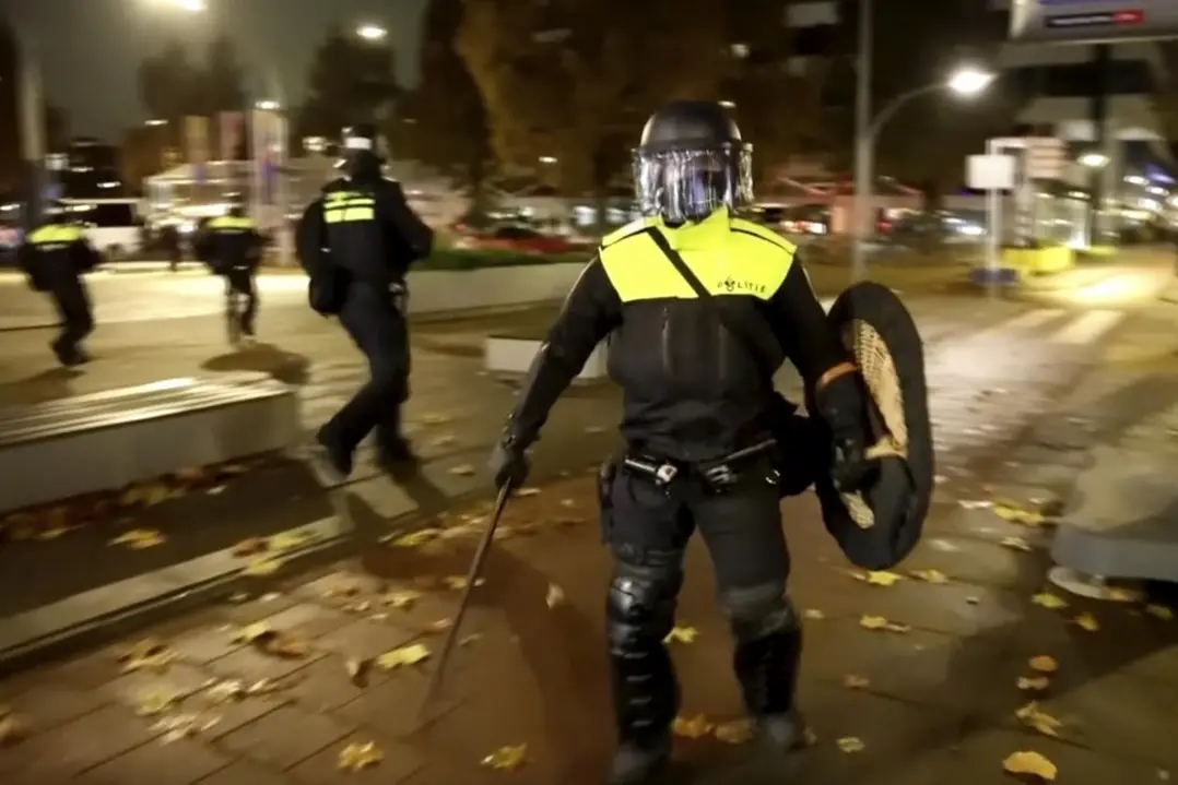 Amsterdam affronta le tensioni dopo le violenze della scorsa settimana