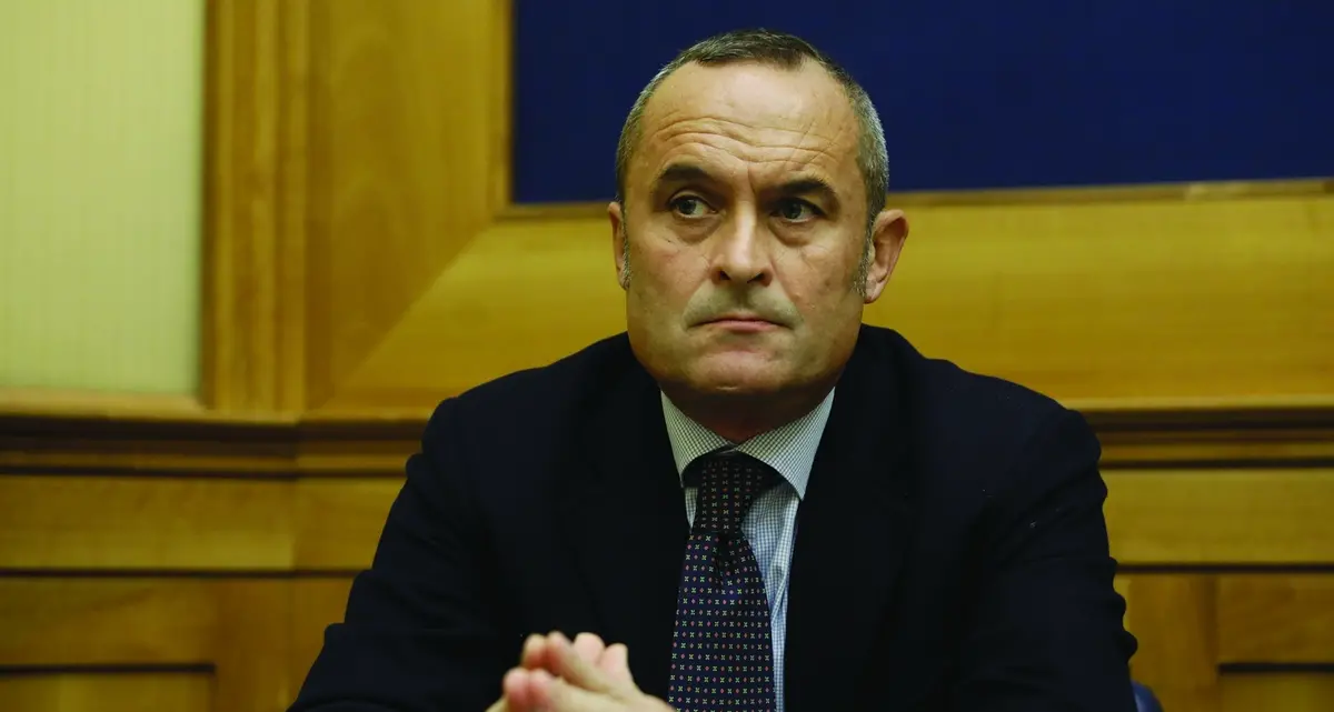 Pm “dimentica” in cella un detenuto per 43 giorni, il Csm lo assolve: «Fatto di scarsa rilevanza»