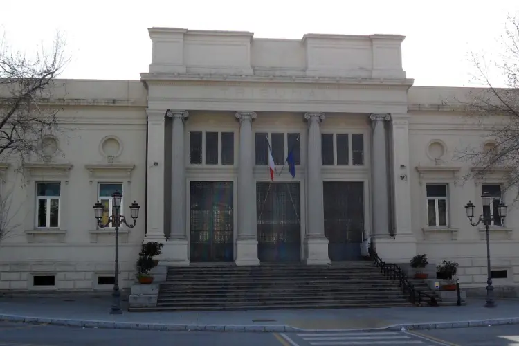 <p>La Corte d&#39;Appello di Reggio Calabria</p>\\n