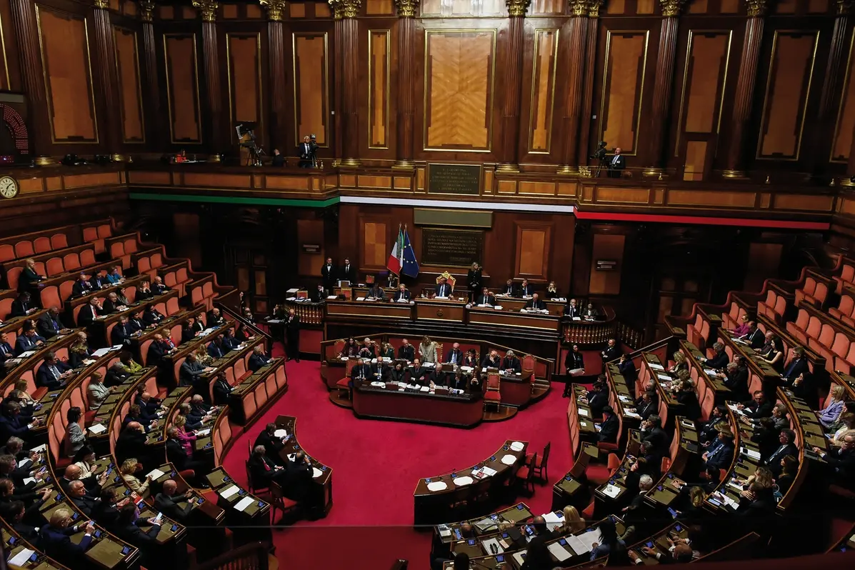 IGNAZIO LA RUSSA PRESIDENTE SENATO, DANIELA SANTANCHE\\' MINISTRA TURISMO, PAOLO ZANGRILLO MINISTRO PA,MARIA ELISABETTA ALBERTI CASELLATI MINISTRA RIFORME, ROBERTO CALDEROLI MINISTRO AFFARI REGIONALI, LA PRESIDENTE DEL CONSIGLIO GIORGIA MELONI, ORAZIO SCHILLACI MINISTRO SALUTE, EUGENIA ROCCELLA MINISTRA FAMIGLIA, CARLO NORDIO MINISTRO GIUSTIZIA, ANDREA ABODI MINISTRO SPORT, ALESSANDRO GIULI MINISTRO CULTURA , IMAGOECONOMICA