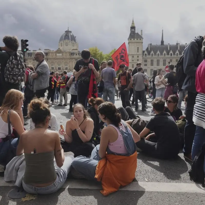 Proteste “Blocchiamo tutto”, 470 arresti a Parigi