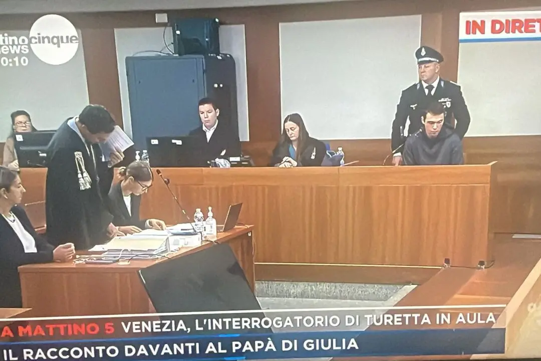 Filippo Turetta in aula al processo di Venezia