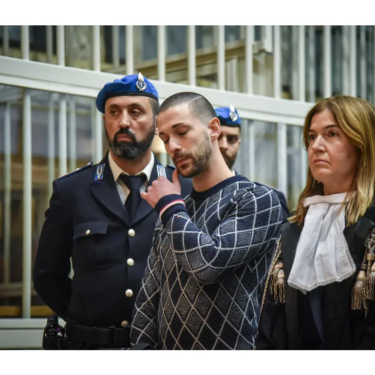 Insulti contro l’avvocata di Impagnatiello: «La metterei in carcere per falsa testimonianza»