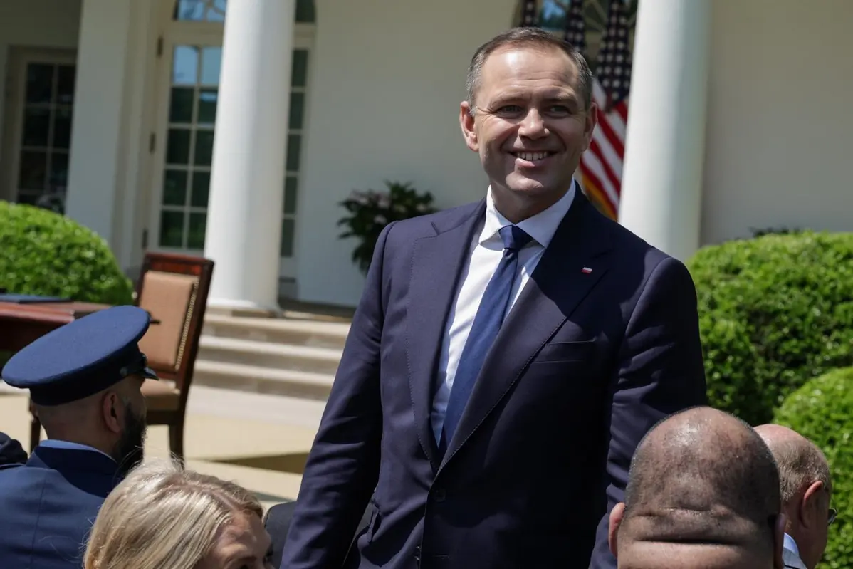 KAROL NAWROCKI CANDIDATO ALLA PRESIDENZA POLACCA , IMAGOECONOMICA