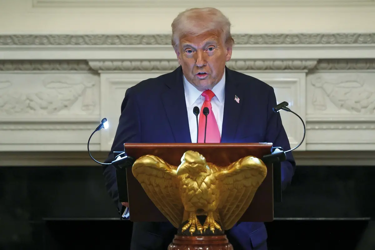 Donald Trump , APN