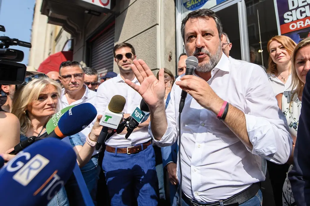 Matteo Salvini all\\u2019Inaugurazione nuova sede Lega di via Vespri Siciliani - Milano, 13 Giugno 2025 (Foto Claudio Furlan/Lapresse) Inauguration of new Lega headquarters in Via Vespri Siciliani - Milan, June 13, 2025 (Photo Claudio Furlan/Lapresse) , LAPRESSE
