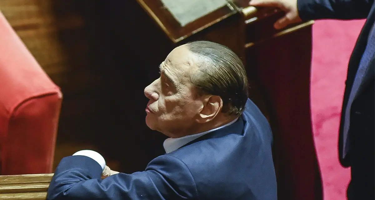 Stavolta non ci sono le leggi ad personam a giustificare il blitz delle toghe in politica: è tutto più difficile