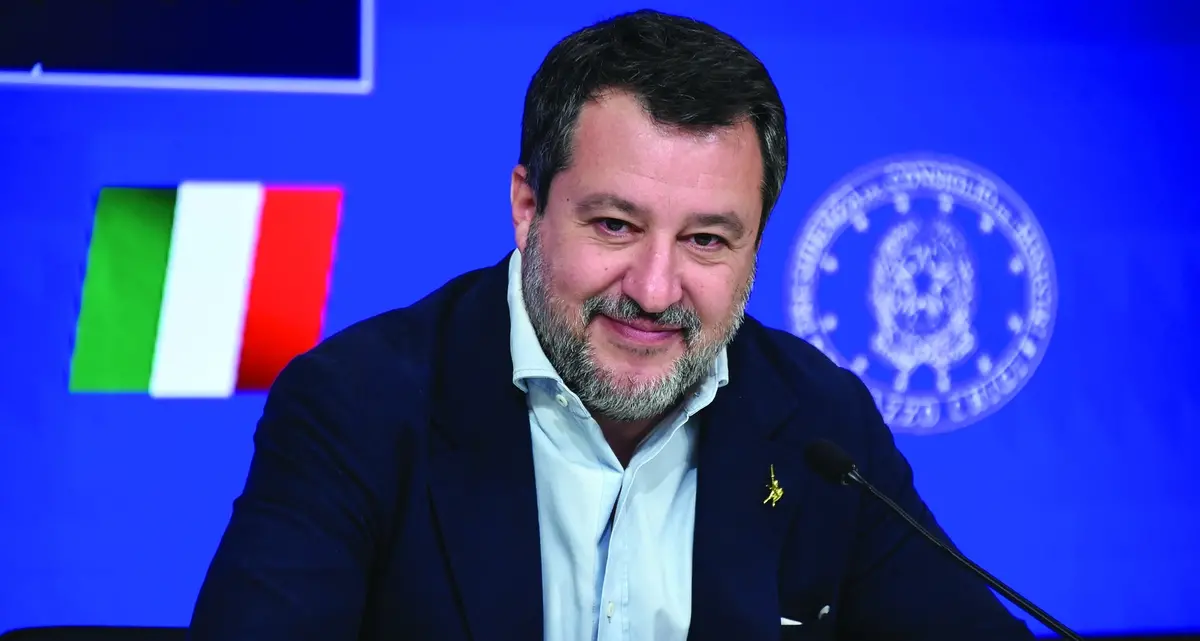 Da Pontida a Tel Aviv: Salvini “abbraccia” Bib mentre Meloni si allinea con l’Europa