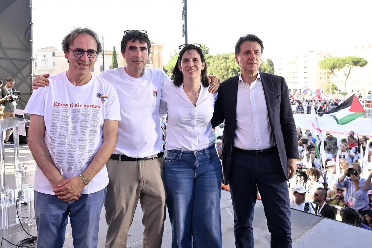 ANGELO BONELLI, ELLY SCHLEIN, NICOLA FRATOIANNI E GIUSEPPE CONTE AL TERMINE DELLA MANIFESTAZIONE , IMAGOECONOMICA