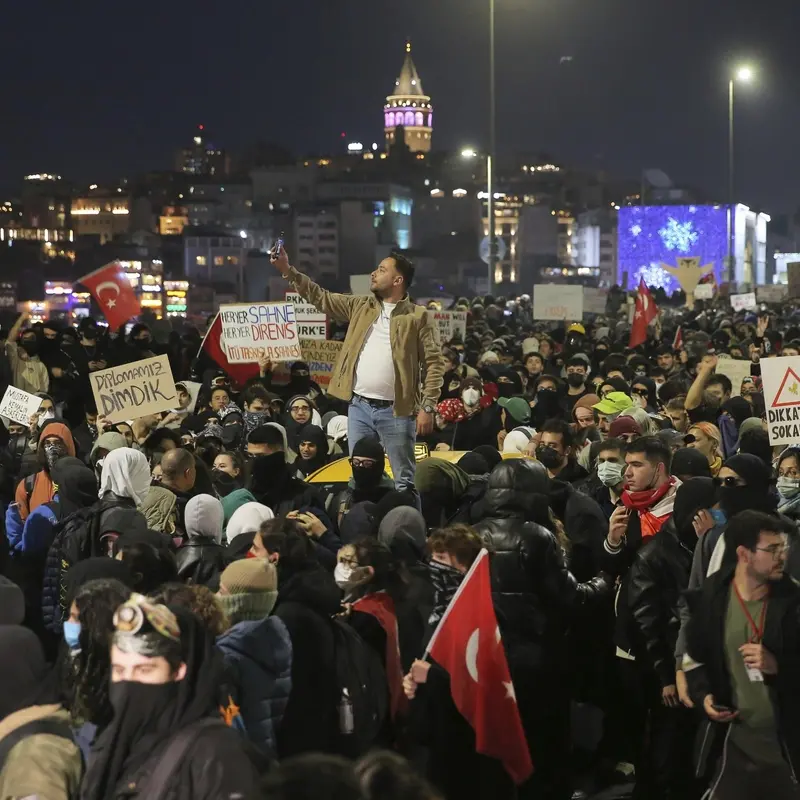 Tensione a Istanbul: 87 arresti nel dodicesimo anniversario delle proteste di Gezi Park