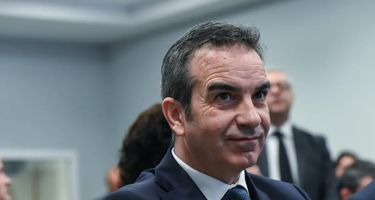 E ora Occhiuto vuole affossare l’Autonomia: «Prima i diritti sociali»