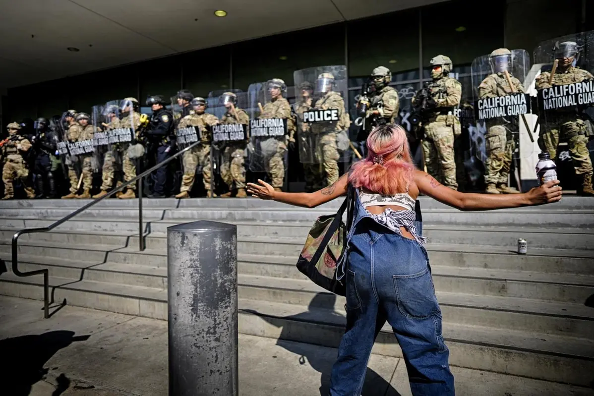 Continua la protesta contro il raid immigrazione a Los Angeles , APN