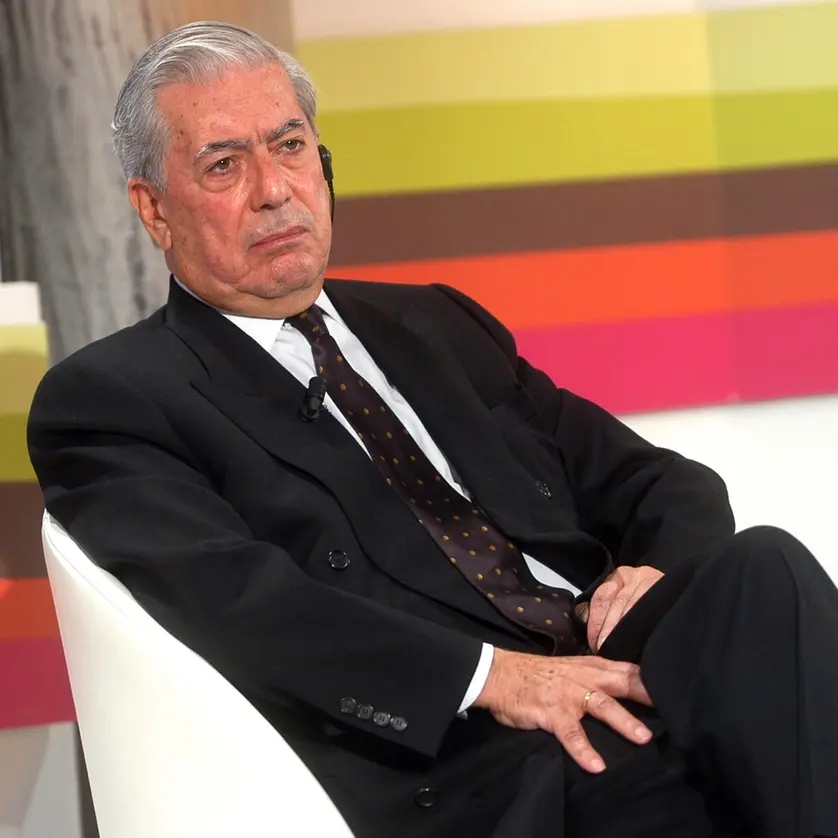 Morto a 89 anni Mario Vargas Llosa, fu premio Nobel per la Letteratura nel 2010