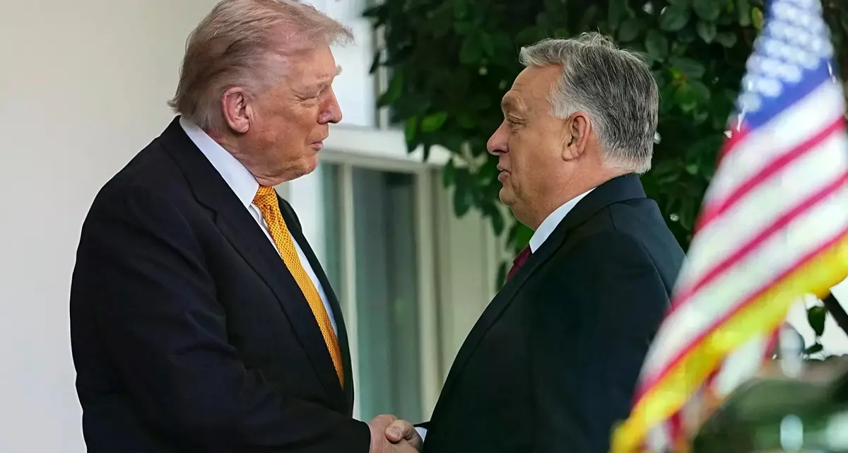 Trump a Orban: «Budapest può comprare petrolio russo». Ira di Zelensky