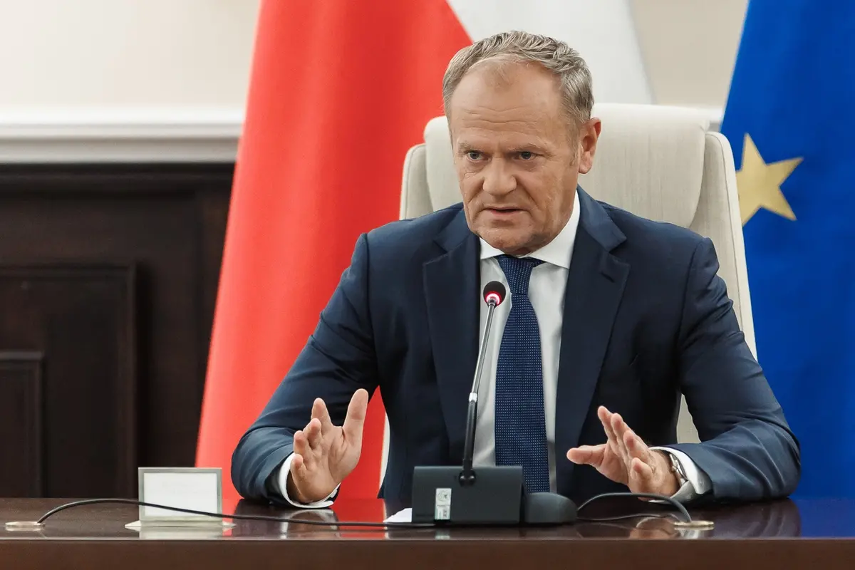 Donald Tusk parla a un vertice europeo , IMAGOECONOMICA