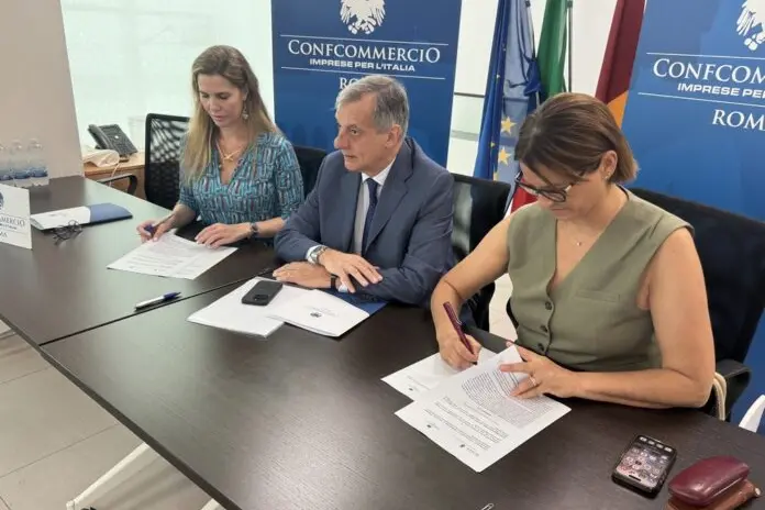 La firma del protocollo tra Comune di Roma e Confcommercio Roma. , Agenzia Nova