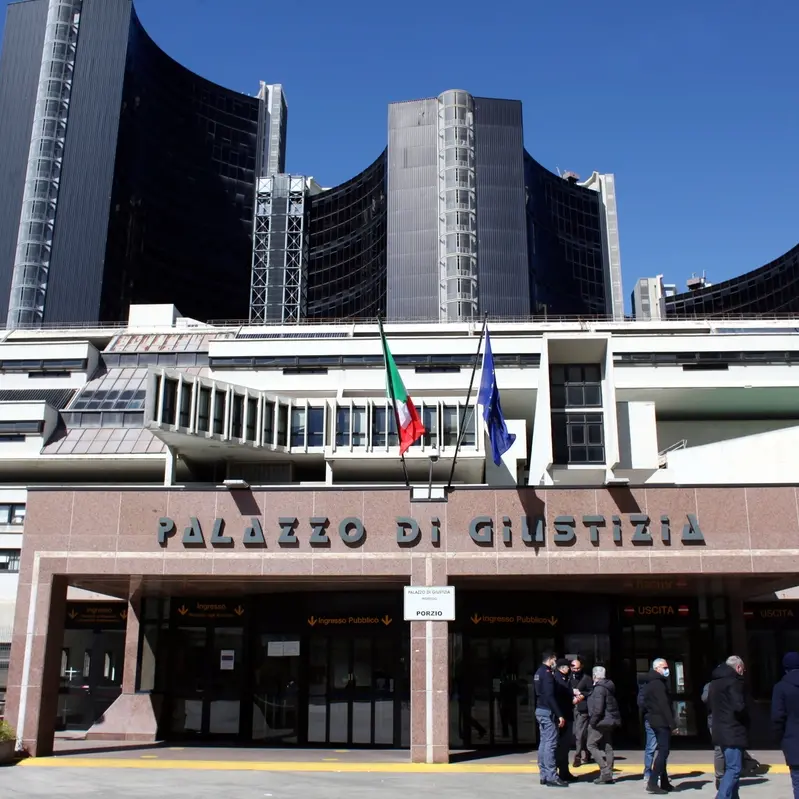 E il provveditore di Napoli reclutò gli studenti: “Tutti all’evento dell’Anm!”