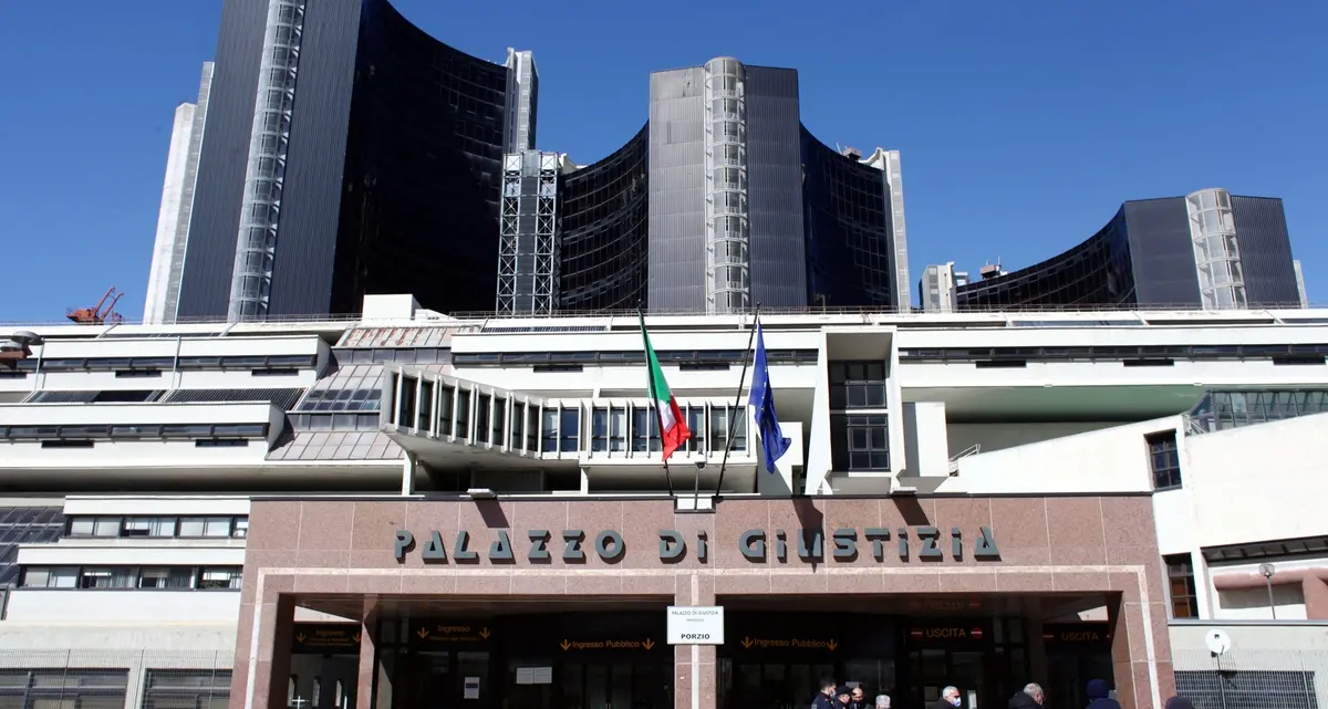 E il provveditore di Napoli reclutò gli studenti: “Tutti all’evento dell’Anm!”