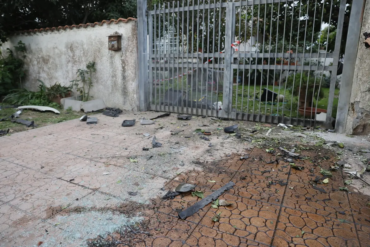 Attentato esplosivo davanti casa del giornalista di inchiesta Rai Sigfrido Ranucci, esplose la sua auto e quella della figlia ÑItalia ÑVened“ 17 Ottobre 2025 - Cronaca - (foto di Cecilia Fabiano/ LaPresse) A demonstration near the FAO press conference to protest Israel's presence at World Food Day.Ñ RomeÑItaly ÑFriday October 17, 2025 - News - (photo by Cecilia Fabiano/LaPresse)