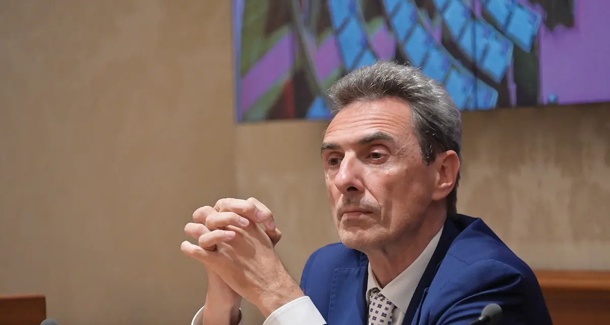 «Questa maggioranza cambia la Costituzione con arroganza»